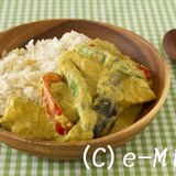 【ココナッツオイル】鶏肉と夏野菜のココナッツカレー